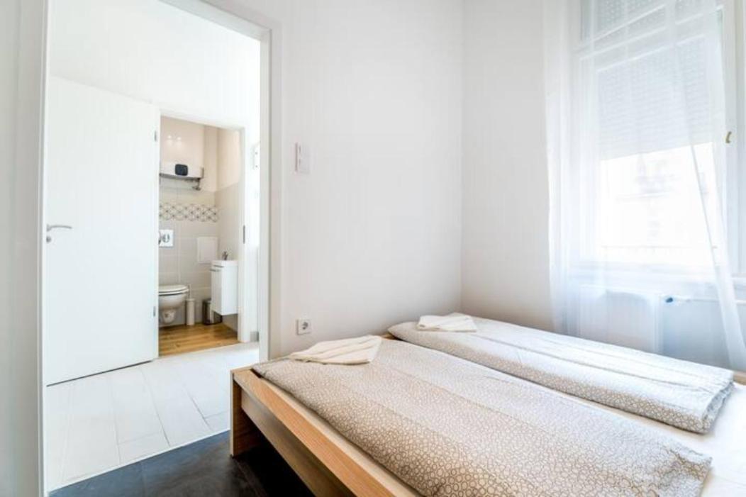Hi-Bp Sunny Home Apartments In The Heart Of Budapest Exterior foto