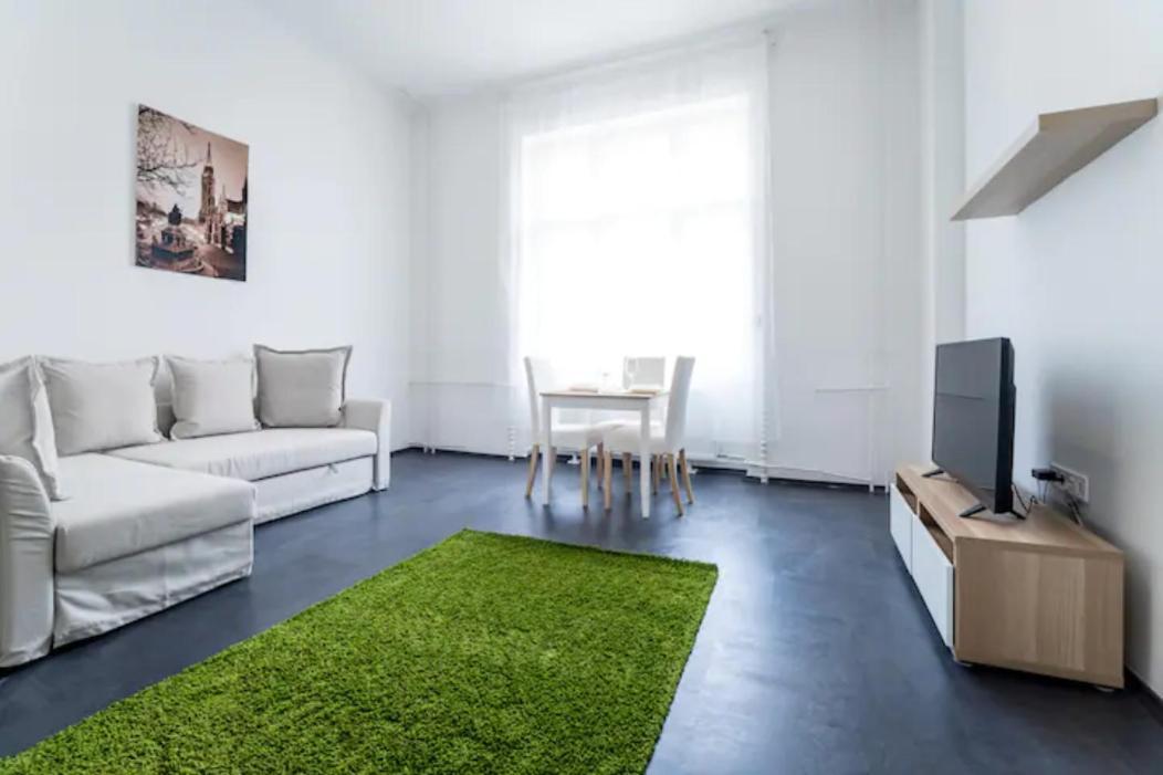 Hi-Bp Sunny Home Apartments In The Heart Of Budapest Exterior foto
